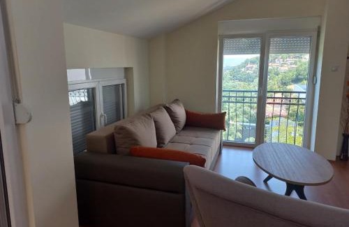 Ohrid Apartment | Apartmanents Valentino-Naselba Konjsko