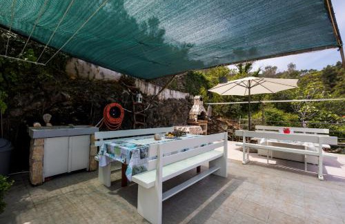 Valun Apartment | APARTMANI I SOBA ROBERTO I MIRJANA