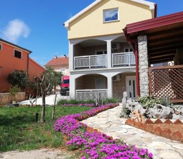 Maslenica Apartment | Apartmani Mala Sirena