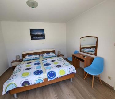 Rab Town House | Apartmani Mira