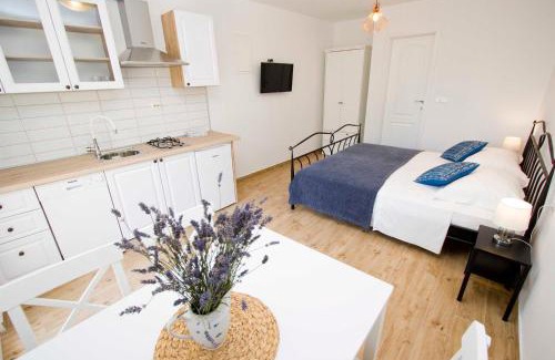 Drasnice Apartment | Apartmani Rustica