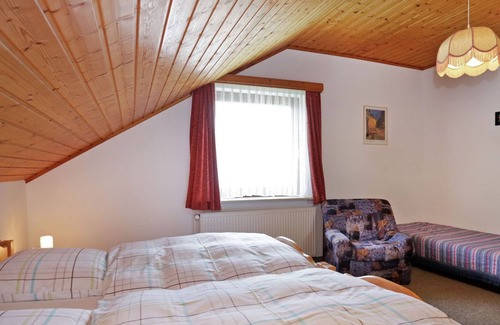 Armsfeld Apartment | Apartment in Armsfeld with heated outdoor pool