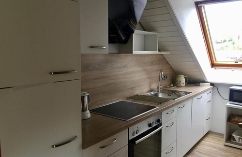 Endingen am Kaiserstuhl Apartment | Apartment 'Linde' with Shared Garden, Balcony and Wi-Fi
