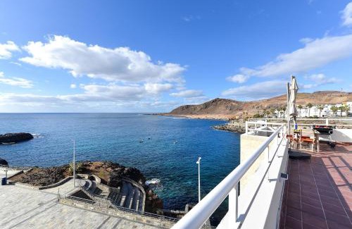 Las Palmas de Gran Canaria Apartment | Apartment El Confital RF18 by VillaGranCanaria