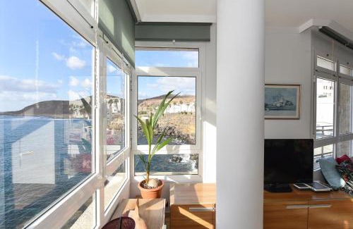 Las Palmas de Gran Canaria Apartment | Apartment El Confital RF18 by VillaGranCanaria