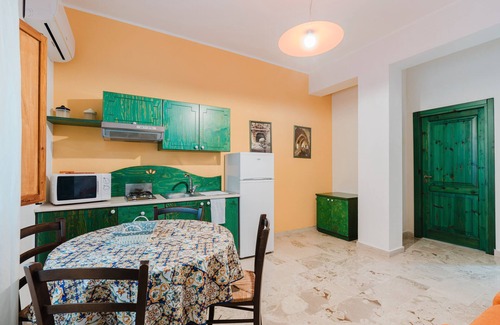 Castellammare del Golfo Apartment | Apartment 'Appartamento Standard 7' with Shared Pool, Wi-Fi and Air Conditioning