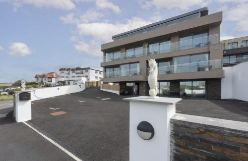 Porth House | Apartment 1, Oasis Sands