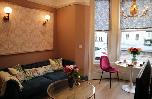 Southport Apartment | Apartment 1 - The Sutton