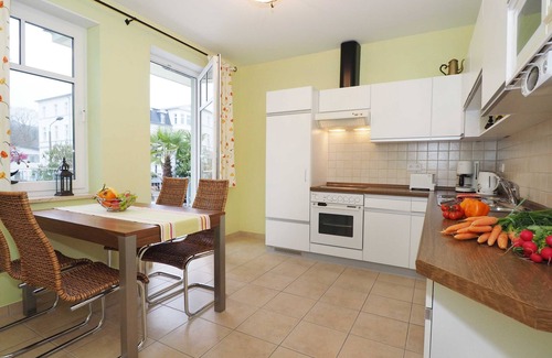 Seebad Heringsdorf Villa | Apartment 1 - Villa ' Most Möwenweg ""