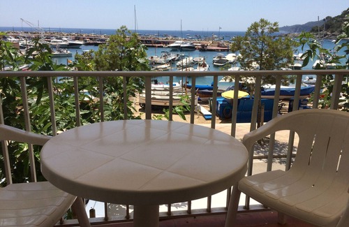 Llafranc Apartment | Apartment 1st line Llafranc beach beautiful views- WIFI