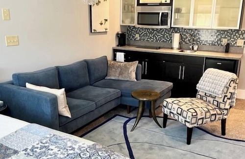 Tannersville Apartment | Apartment 2 - Stylish Studio Vacation Rental in Tannersville