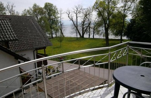 Wasserburg Apartment | Apartment '3' with Balcony and Wi-Fi