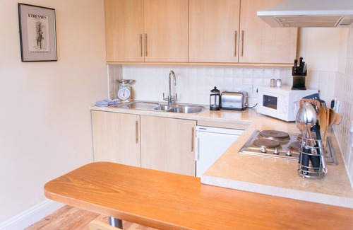 Norwich Cottage | Apartment 3 | York Terrace - One Bedroom Walking Distance to the City Centre!