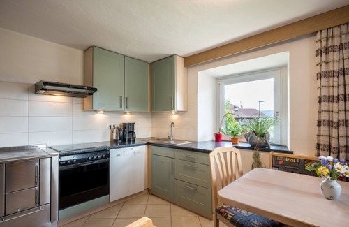 Maranza Apartment | Apartment, 4 to 10 people cozy and cheap, pets welcome