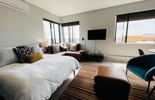 Sandown Apartment | Apartment 4023-stunning views in Sandton