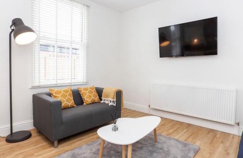 York Apartment | Apartment 5 Blue Bridge Court