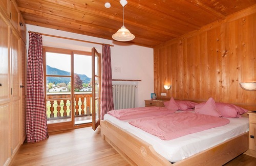 Egern Bed & Breakfast | Apartment 5 - Guest house Ferienwohnungen Liedschreiber GbR