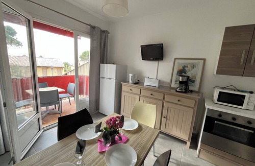 Residences du Golfe de Lava Apartment | Apartment 50m from the beach.