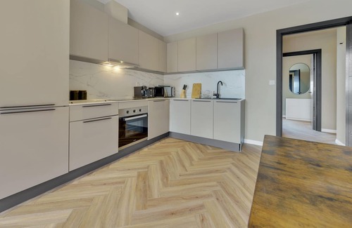 West Ealing Apartment | Apartment 6, 2 Bedroom, 2 Bathroom