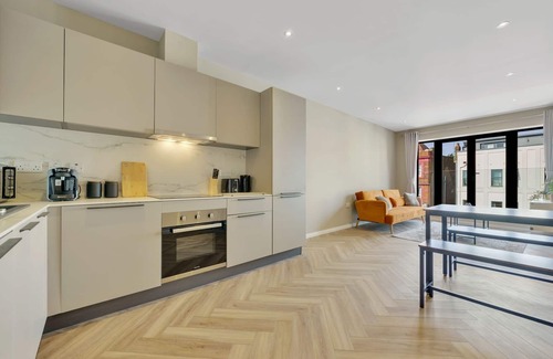 West Ealing Apartment | Apartment 7, 2 Bedroom, 2 Bathroom