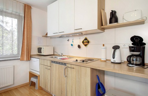 Nonnenhorn Apartment | Apartment '7' with Balcony and Wi-Fi