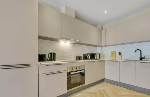 West Ealing Apartment | Apartment 8, 2 Bedroom, 2 Bathroom