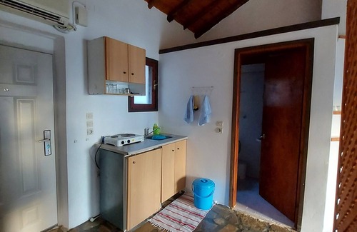 Koumeika House | Apartment 800m From Koumeika, Samos