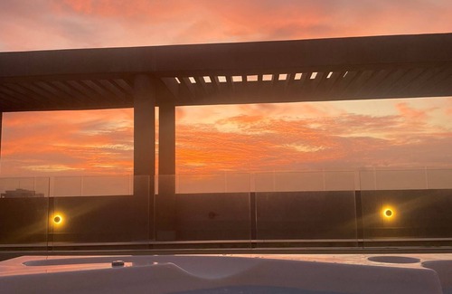 Riomar Apartment | Apartment 9th Floor Luxury Suites District