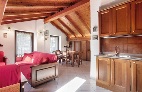 Saint-Pierre Apartment | Apartment 'A1' with Mountain View, Shared Garden and Wi-Fi