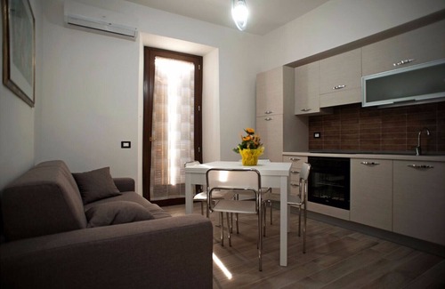 Bovara Apartment | Apartment Alessia - sunset holiday home