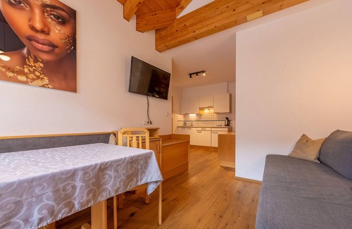 Prato alla Drava Apartment | Apartment 'Alpengruss Natura' with Mountain View, Shared Garden and Wi-Fi