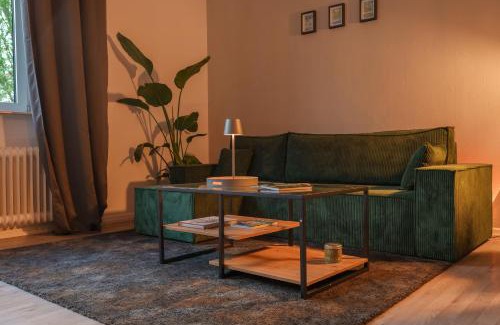 Vorderer Westen Apartment | Apartment am Tannenwäldchen im Vorderer Westen Kassel by CASTORA HOMES