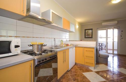 Rovinjsko Selo House | Apartment and Room Marlen
