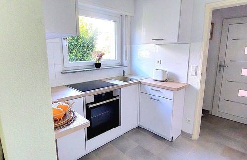Gaienhofen Apartment | Apartment 'Anna' with Private Terrace and Shared Garden