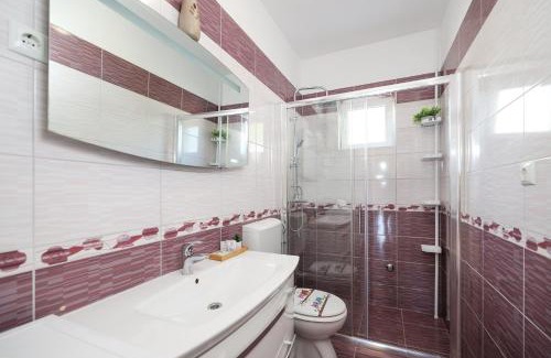Rovanjska Apartment | Apartment Ante with Jacuzzi & Seaview