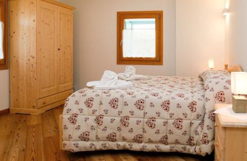 Raveo Apartment | Apartment App- A - Cjase Fravins by Interhome