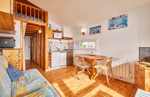 Saint-Honore Apartment | Apartment 'Appartement Avec Balcon St Honore'