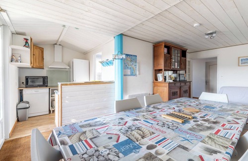 Barbatre Apartment | Apartment 'Appartement 10 Pers À 50m Plage' with Private Terrace, Private Garden and Wi-Fi