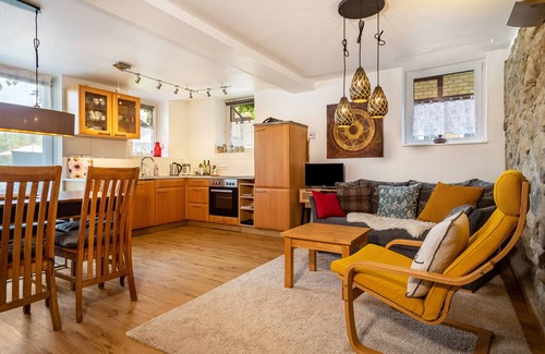 Tettnang Apartment | Apartment 'Artesana 2 Bleichnau' with Private Terrace & Shared Garden