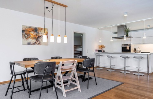 Wangen im Allgaeu Apartment | Apartment 'Auf Dem Haldershof Eg' with Mountain View, Private Terrace and Wi-Fi