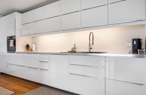 Wangen im Allgaeu Apartment | Apartment 'Auf Dem Haldershof Eg' with Mountain View, Private Terrace and Wi-Fi