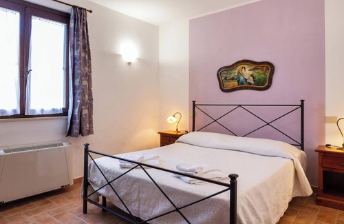 Roccastrada Other | Apartment "Aurora" with Garden, Shared Pool & Wi-Fi