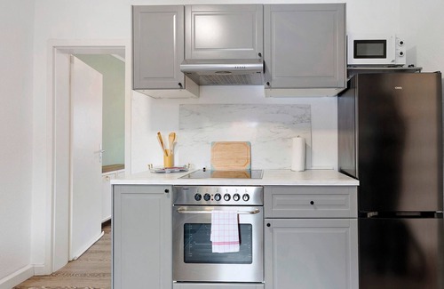 Feudenheim Apartment | Apartment 'Az-Living Feudenheim Mediterran' with Shared Garden and Wi-Fi