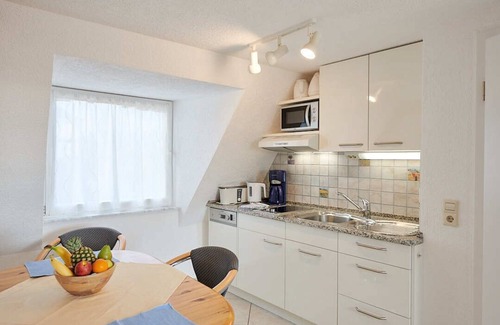 Meersburg Apartment | Apartment B with lake and mountain view