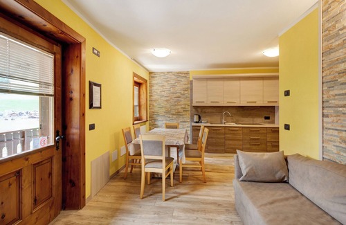 Livigno Apartment | Apartment Baita Belvedere - Teola with Mountain View, Balcony and Wi-Fi