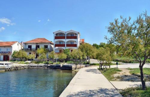 Jadrtovac House | Apartment Bajan 545