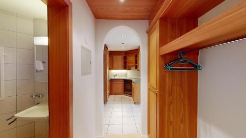 Zuoz Apartment | Apartment Belvair 32