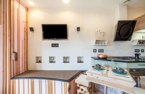 Caines Apartment | Apartment Belvedere with Mountain View, Shared Pool & Wi-Fi