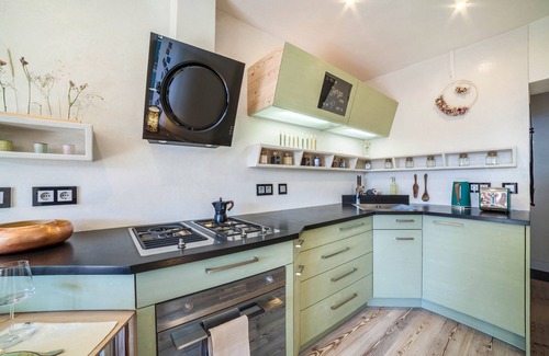 Caines Apartment | Apartment Belvedere with Mountain View, Shared Pool & Wi-Fi