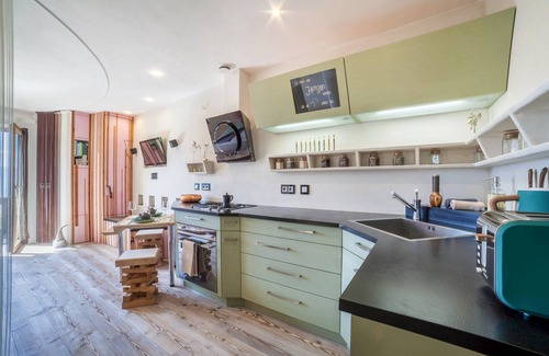 Caines Apartment | Apartment Belvedere with Mountain View, Shared Pool & Wi-Fi